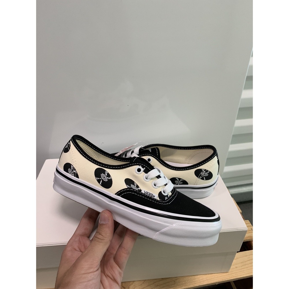 Vans X Wacko Maria Mens Low Top Sneakers Blue Black Size 3.5 Women's Size 5 New